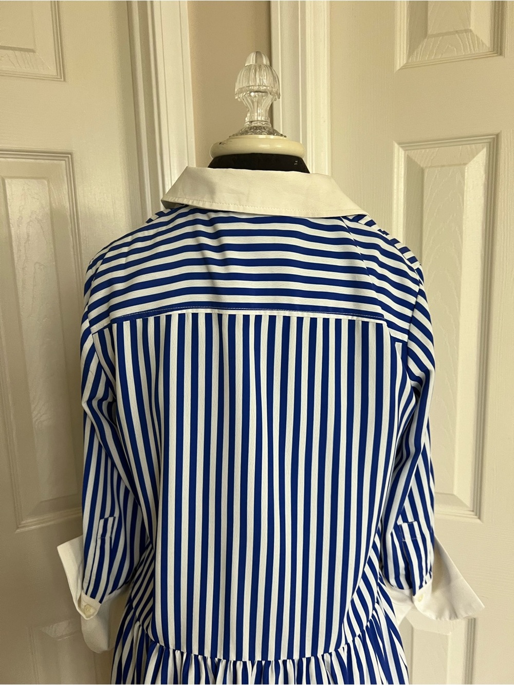 Tuckernuck Hayes Mini Drop-Waist Shirtdress Womens Size M blue white POCKETS! - Picture 9 of 9